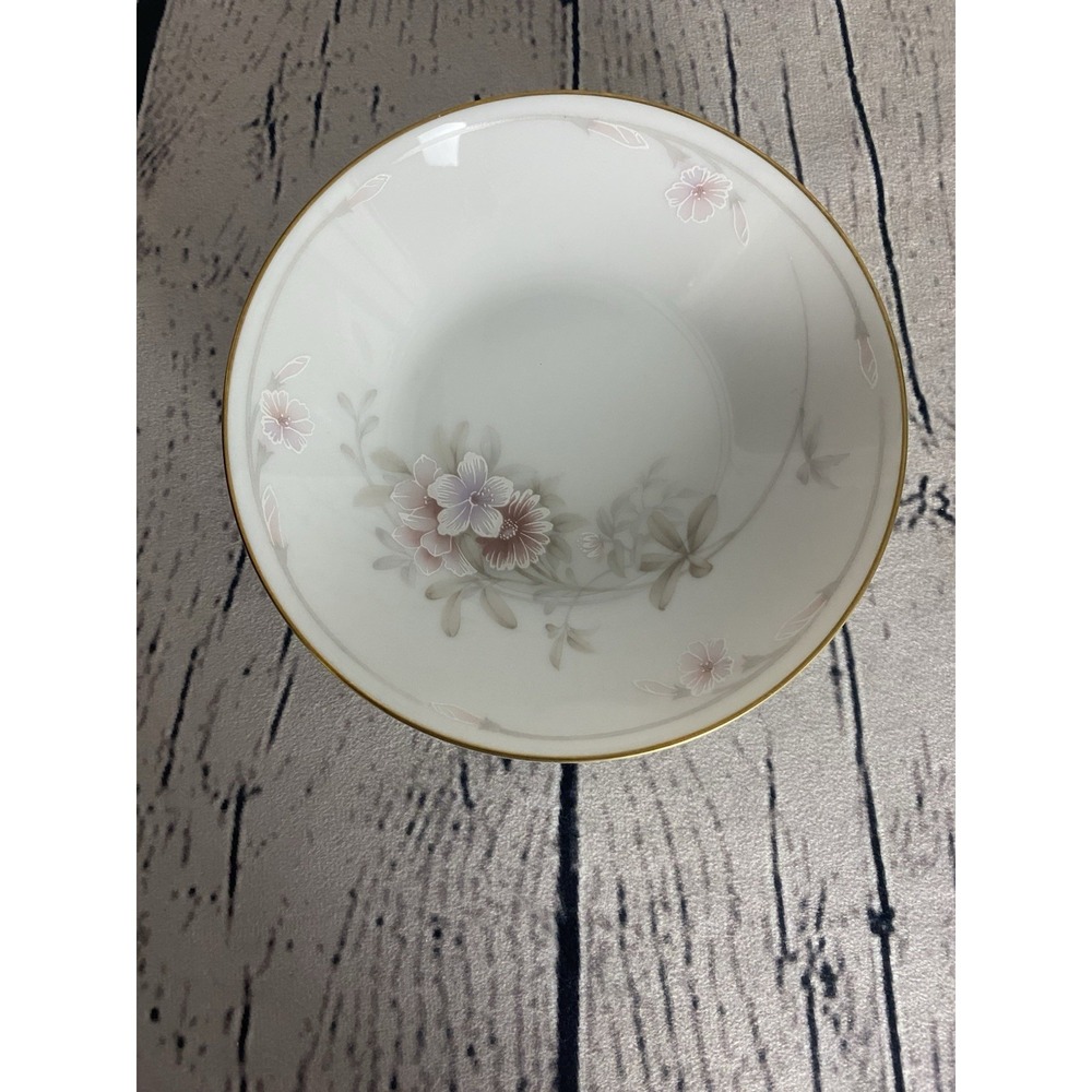 Vintage Legendary By Noritake Shrewsbury 3490 Berry Bowls 5.5" Floral Set of 4 - Picture 4 of 10